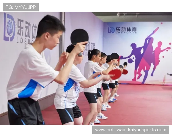 乒乓球俱乐部推动青训营师资交流与课程标准化，乒乓球培训中心简介
